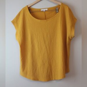 5/$15 • 🐱 Cleo | Yellow Top